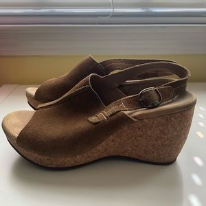 tan wedges